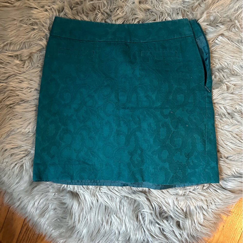Loft Sz 2 mini skirt